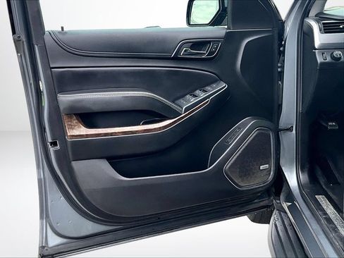 Used 2019 Chevrolet Tahoe LT AWD/4WD image 23