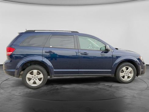 Used 2018 Dodge Journey SE w/ Connectivity Group FWD image 11