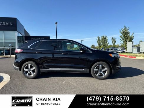 Used 2021 Ford Edge SEL w/ Convenience Package FWD image 2
