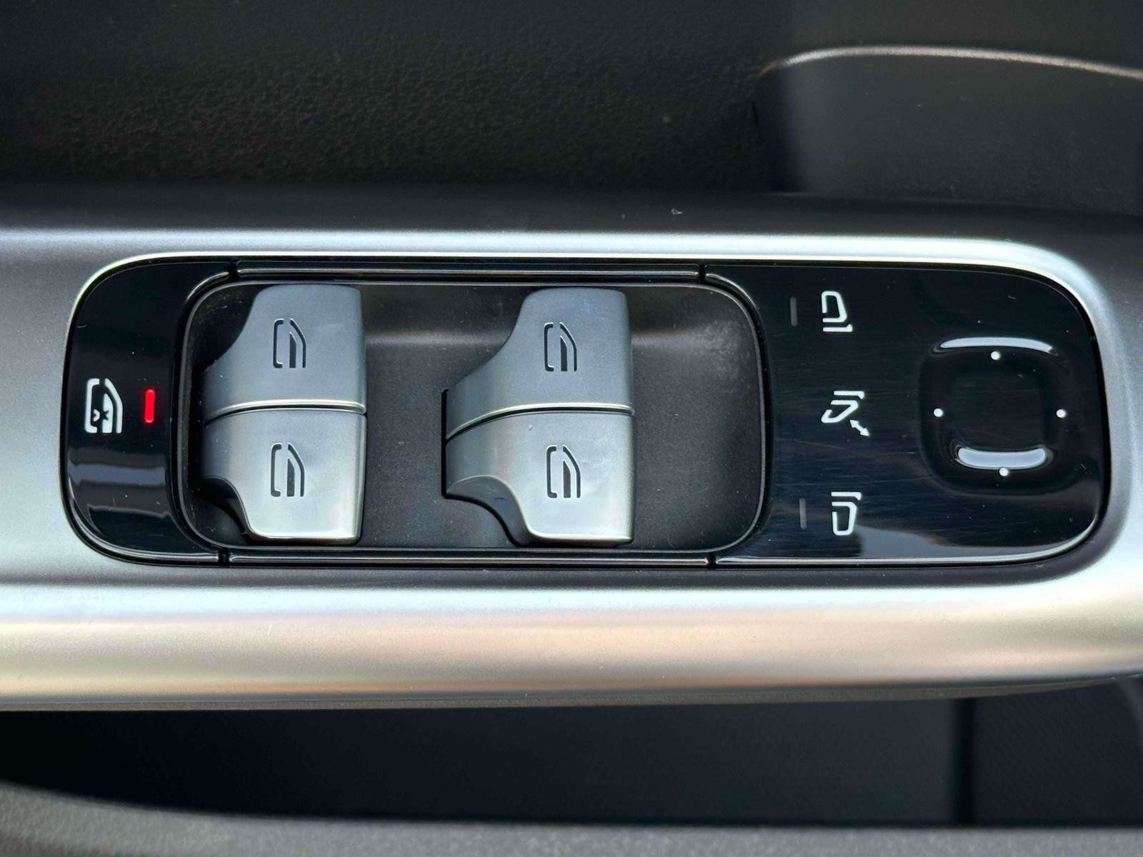 Certified 2024 Mercedes-Benz C 300 4MATIC Sedan image 13