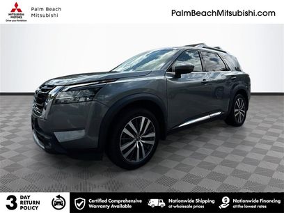 Used 2022 Nissan Pathfinder Platinum w/ Cargo Package