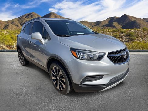 Used 2021 Buick Encore Preferred FWD image 3