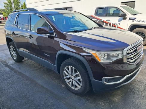 Used 2017 GMC Acadia SLE w/ Driver Alert Package I FWD image 6