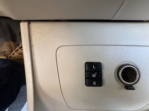 Used 2010 Toyota Prius Four image 16