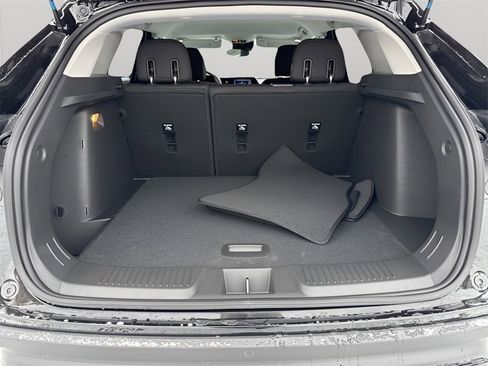 New 2026 Chevrolet Trax LS w/ LS Convenience Package image 16