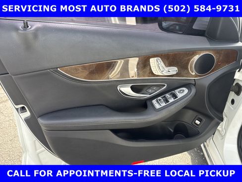 Used 2016 Mercedes-Benz C 300 4MATIC Sedan image 11