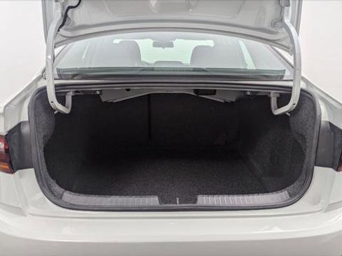 Used 2019 Volkswagen Jetta S w/ Driver Assistance Package image 18