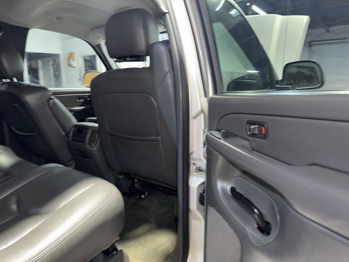 Used 2004 Chevrolet Silverado 1500 4x4 Crew Cab w/ Z71 Convenience Package 2 image 21