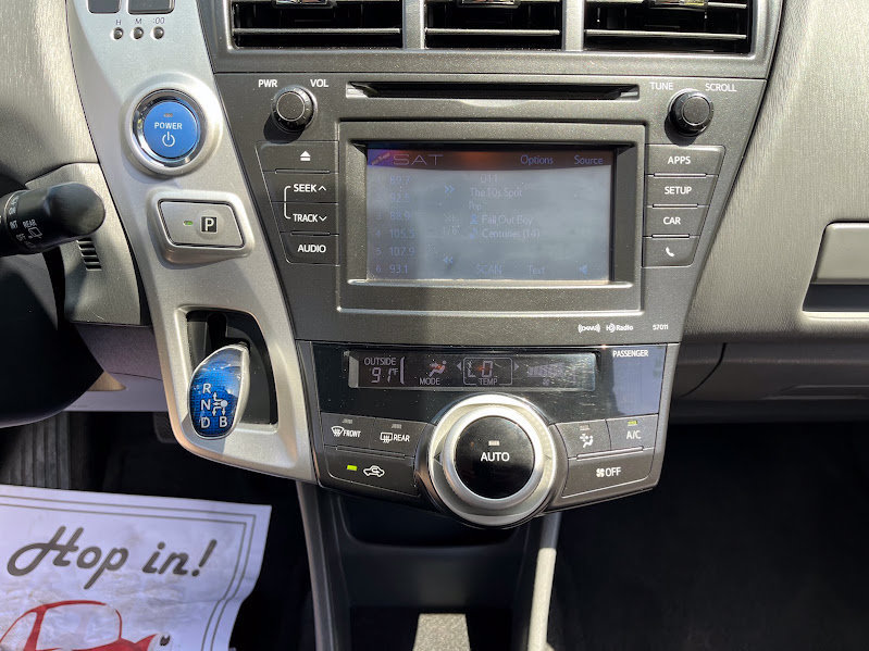 Used 2013 Toyota Prius V Three FWD image 18