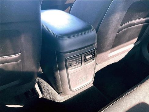 Used 2023 Dodge Charger R/T w/ Blacktop Package image 22