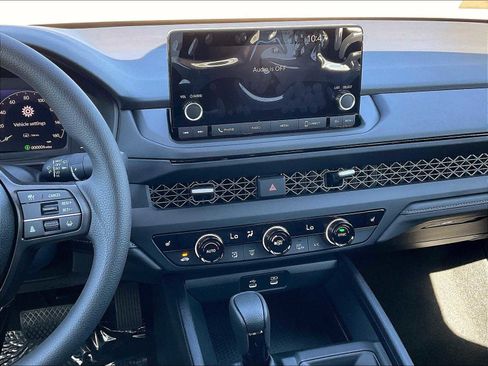 New 2025 Honda Accord SE image 13