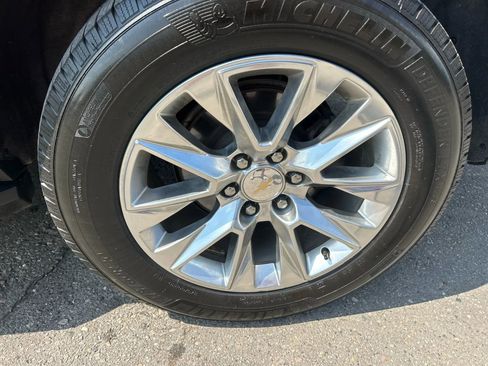 Used 2021 Chevrolet Tahoe Premier image 11