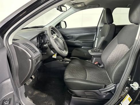 Used 2024 Mitsubishi Outlander Sport SE image 11