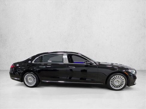 Used 2023 Mercedes-Benz Maybach S 580 4MATIC image 4