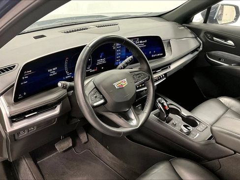 Used 2025 Cadillac XT4 Premium Luxury AWD/4WD image 13