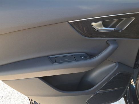 New 2026 Audi Q7 2.0T Premium image 29