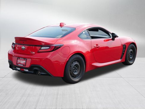 Certified 2023 Toyota GR86 Premium RWD image 5