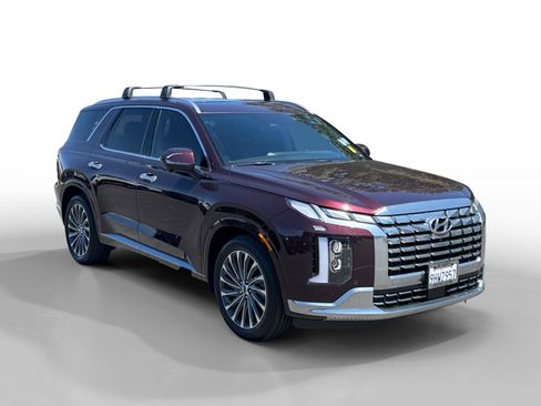Certified 2024 Hyundai Palisade Calligraphy AWD/4WD image 7