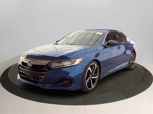Used 2021 Honda Accord Sport image 3