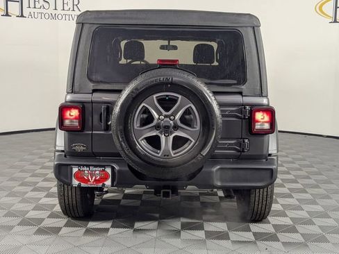Used 2023 Jeep Wrangler Sport S image 6