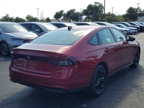 New 2025 Honda Accord SE image 7