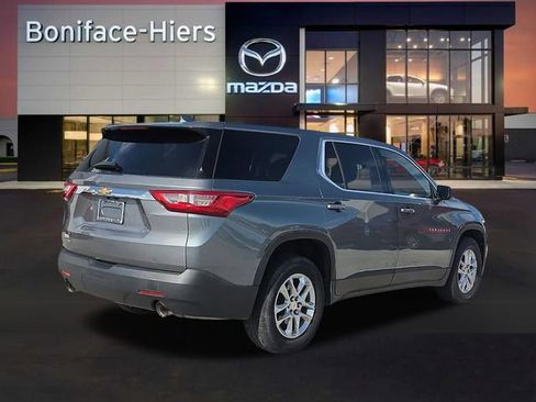 Used 2020 Chevrolet Traverse LS FWD image 4