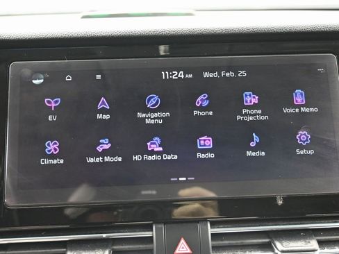 Used 2020 Kia Niro EX Premium image 25