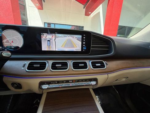 Used 2022 Mercedes-Benz GLE 350 w/ AMG Line Exterior image 19