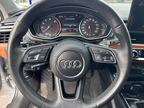 Used 2022 Audi A4 2.0T Premium w/ Convenience Package image 14