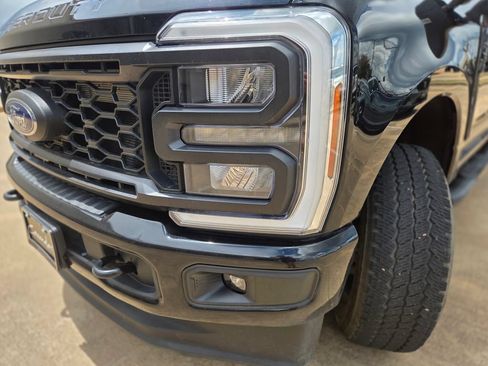 Used 2024 Ford F250 XL w/ STX Appearance Package AWD/4WD image 28
