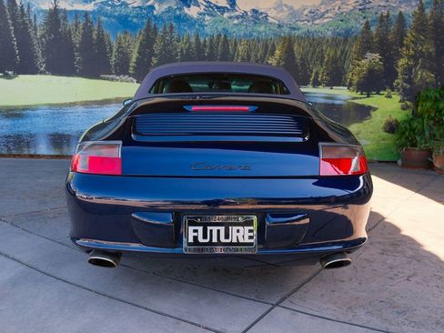 Used 2003 Porsche 911 Cabriolet image 5