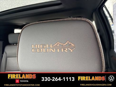 Used 2022 Chevrolet Tahoe High Country image 35