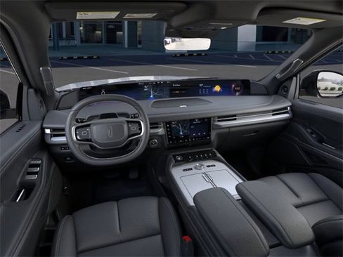 New 2025 Lincoln Navigator Reserve w/ Jet Appearance Package image 9