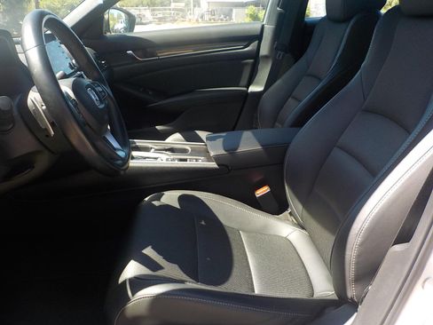 Used 2021 Honda Accord Sport image 11