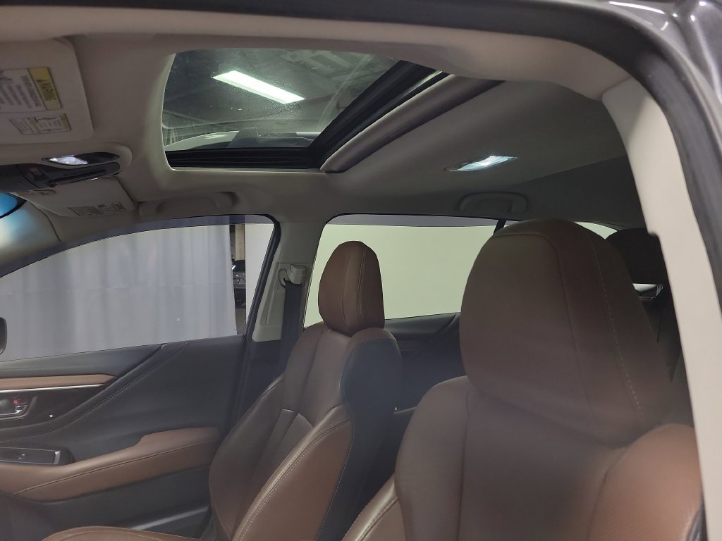 Used 2020 Subaru Outback Touring XT AWD/4WD image 17