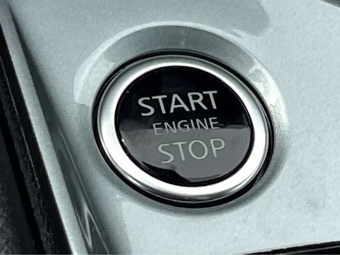 Used 2024 Nissan Altima 2.5 S image 11