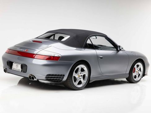 Used 2004 Porsche 911 Carrera 4 AWD/4WD image 31