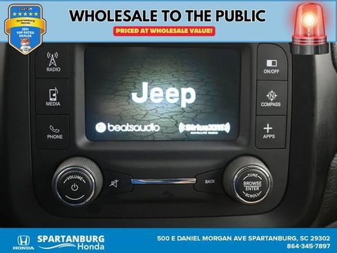 Used 2016 Jeep Renegade 75th Anniversary image 16