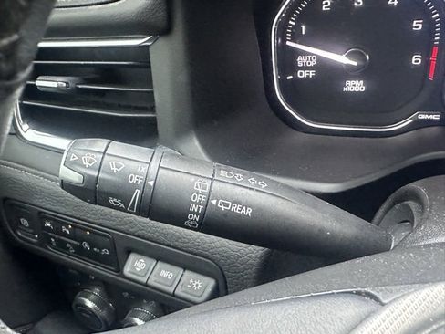 Used 2021 GMC Yukon Denali w/ Denali Premium Package image 21