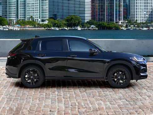 New 2026 Honda HR-V Sport image 4