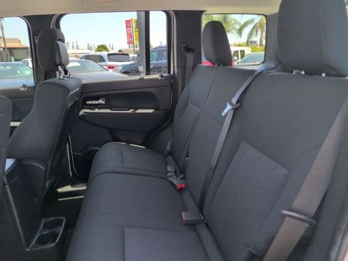 Used 2011 Jeep Liberty Sport image 24