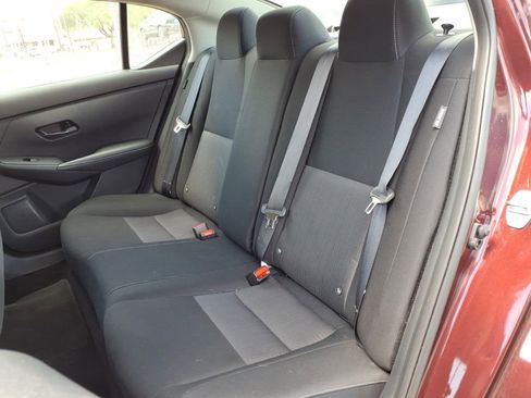 Used 2025 Nissan Sentra SV image 17