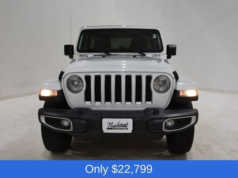 Used 2018 Jeep Wrangler Unlimited Sahara w/ Uconnect 4C Nav & Sound Group image 2