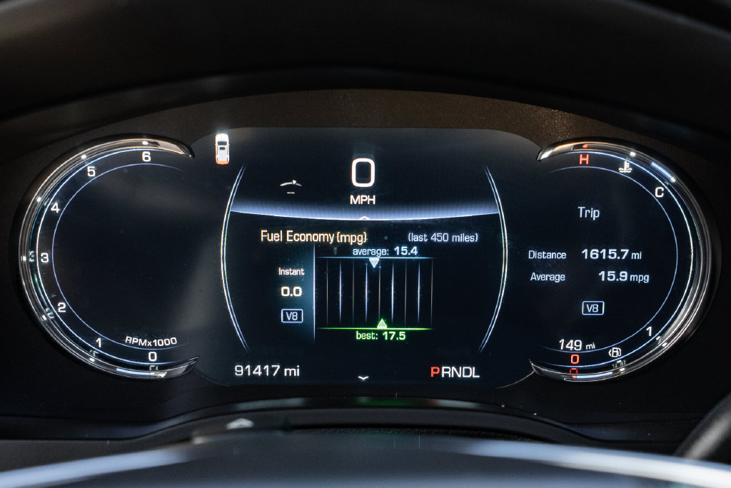 Used 2018 Cadillac Escalade Platinum AWD/4WD image 17
