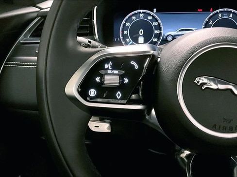Used 2025 Jaguar F-PACE R-Dynamic S image 20