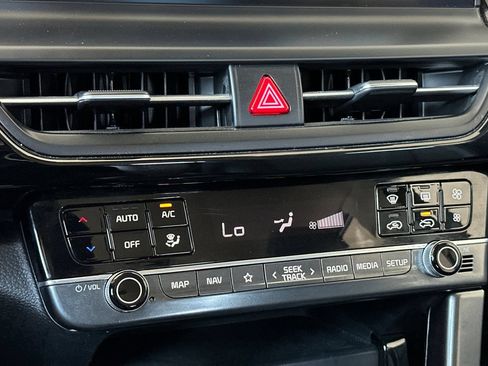 Certified 2024 Kia Seltos S AWD/4WD image 18