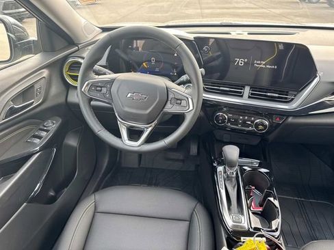 New 2026 Chevrolet Trax ACTIV FWD image 16