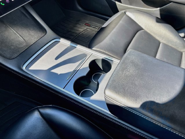 Used 2021 Tesla Model 3 Performance AWD/4WD image 16