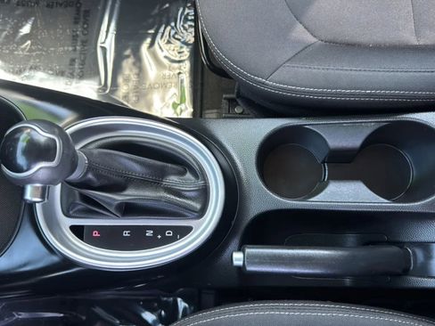 Used 2018 Kia Soul FWD image 16