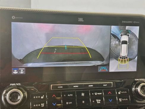 Used 2022 Toyota Highlander Platinum AWD/4WD image 14